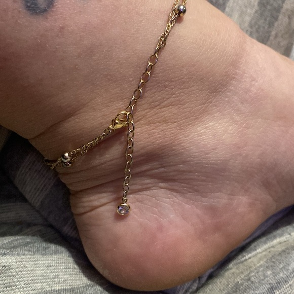 # 18 Elegant Gold Tone Beaded Ankle Bracelet - Picture 6 of 6